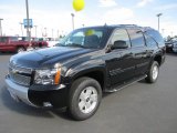 2014 Chevrolet Suburban LT 4x4 Front 3/4 View