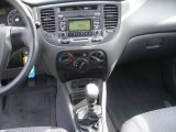 2009 Kia Rio LX Sedan Controls