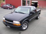 2001 Onyx Black Chevrolet S10 LS Extended Cab #8662869