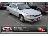1993 Silver Metallic Toyota Camry XLE Sedan #86615296