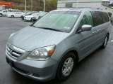 2005 Honda Odyssey EX-L Front 3/4 View