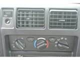 2004 Toyota Tacoma SR5 Xtracab Controls