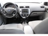 2007 Ford Focus ZX5 SE Hatchback Dashboard
