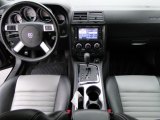 2009 Dodge Challenger R/T Dashboard