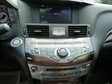 2011 Infiniti M 56x AWD Sedan Controls