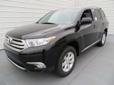 2013 Toyota Highlander SE Front 3/4 View