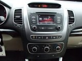 2014 Kia Sorento LX Controls