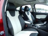 2013 Ford Focus SE Hatchback Front Seat