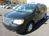 Brilliant Black Crystal Pearlcoat Chrysler Town & Country in 2008