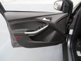 2014 Ford Focus SE Hatchback Door Panel