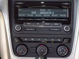 2014 Volkswagen Passat 1.8T Wolfsburg Edition Audio System