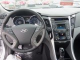 2014 Hyundai Sonata SE 2.0T Dashboard