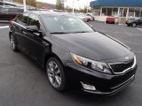 2014 Kia Optima SX Turbo Front 3/4 View