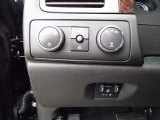 2014 GMC Sierra 2500HD Denali Crew Cab 4x4 Controls
