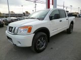2014 Nissan Titan Pro-4X Crew Cab 4x4 Front 3/4 View