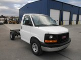 2014 GMC Savana Cutaway 3500 Chassis Front 3/4 View