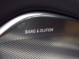 2014 Audi S8 quattro S Audio System