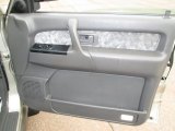 2002 Isuzu Trooper S 4x4 Door Panel