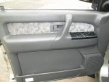 2002 Isuzu Trooper S 4x4 Door Panel