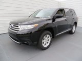 2013 Toyota Highlander  Front 3/4 View
