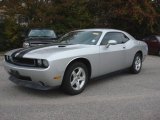 2009 Dodge Challenger SE Front 3/4 View