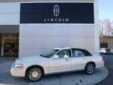 2007 White Chocolate Tri-Coat Lincoln Town Car Signature Limited #87864917