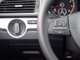 2014 Volkswagen Passat 1.8T S Controls