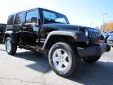2014 Jeep Wrangler Unlimited Sport S 4x4 Front 3/4 View