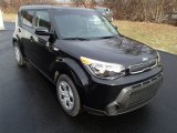 Shadow Black Kia Soul in 2014