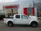 2014 Nissan Frontier SL Crew Cab 4x4 Data, Info and Specs