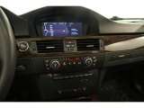 2009 BMW 3 Series 335xi Sedan Controls
