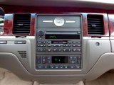 2005 Lincoln Town Car Signature Limited Controls