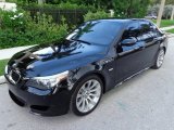2006 BMW M5  Front 3/4 View