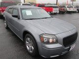 2006 Dodge Magnum SE