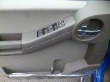 2014 Nissan Xterra S 4x4 Controls