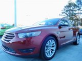 2014 Ford Taurus Limited Front 3/4 View