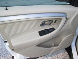 2014 Ford Taurus SE Door Panel