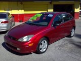 2004 Sangria Red Metallic Ford Focus ZX5 Hatchback #89007432