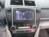 2013 Toyota Camry Hybrid XLE Controls