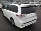 Blizzard White Pearl Toyota Sienna in 2011