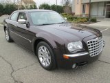 2005 Chrysler 300 C HEMI Front 3/4 View