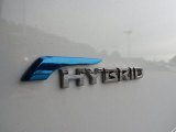 2014 Nissan Pathfinder Hybrid Platinum Marks and Logos