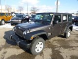 2014 Jeep Wrangler Unlimited Sport 4x4 Front 3/4 View