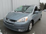 2005 Toyota Sienna XLE Front 3/4 View
