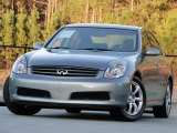 2005 Infiniti G 35 Sedan Front 3/4 View