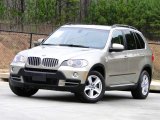 2008 BMW X5 4.8i Front 3/4 View
