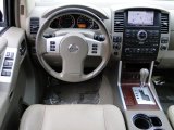 2008 Nissan Pathfinder LE V8 Dashboard