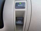 2010 Lexus LS 460 L Controls