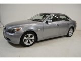 2006 BMW 5 Series 525i Sedan Front 3/4 View