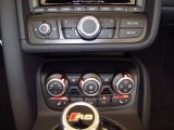 2014 Audi R8 Spyder V8 Controls